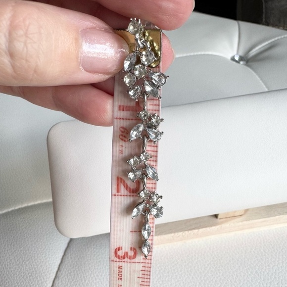 Rhinestone Dangle Drop Twig Leaves Earrings bridal New - Picture 7 of 8